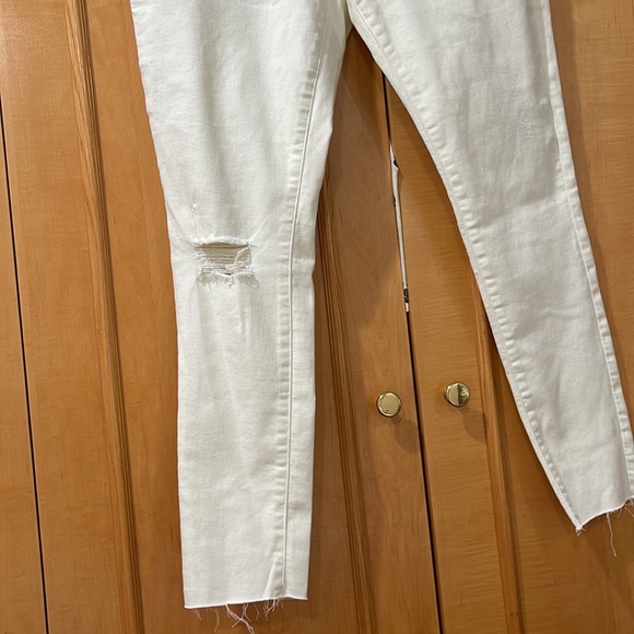 New Size 14 Jennifer Lopez High Rise Skinny cream jeans 62% cotton!!🍀🍀 - Picture 7 of 9